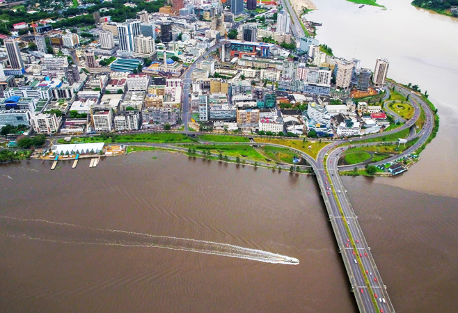 Planning the best time to travel from the USA to the Ivory Coast for the weather is most comfortable for sightseeing and outdoor activities.