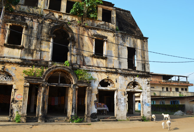 The historic town of Grand-Bassam, a colonial settlement, was established toward the end of the 19th century and into the early 20th century.